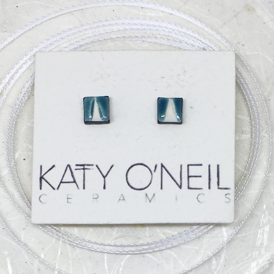 Tiny Square Earrings 8